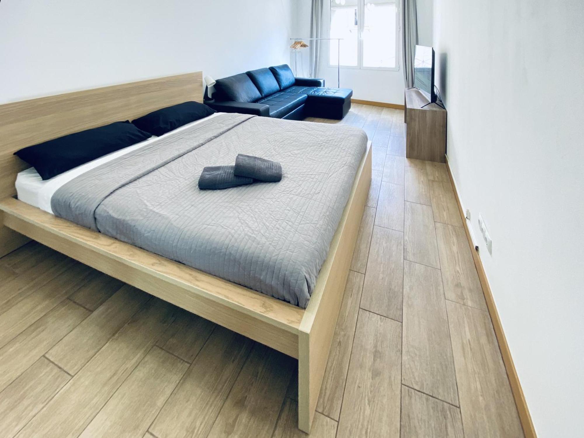 Apartamento Apl Sants Lofts Bcn Fira Camp Nou Barcelona Exterior foto